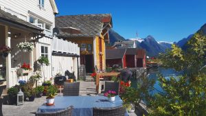 Fjord norvégien - Une blonde en Norvège