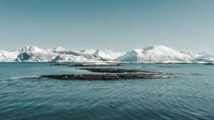 Fjord Norvège - Une blonde en Norvège